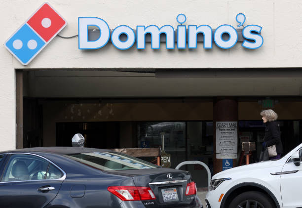 Dominos Menu Prices in Canada – July 2023
